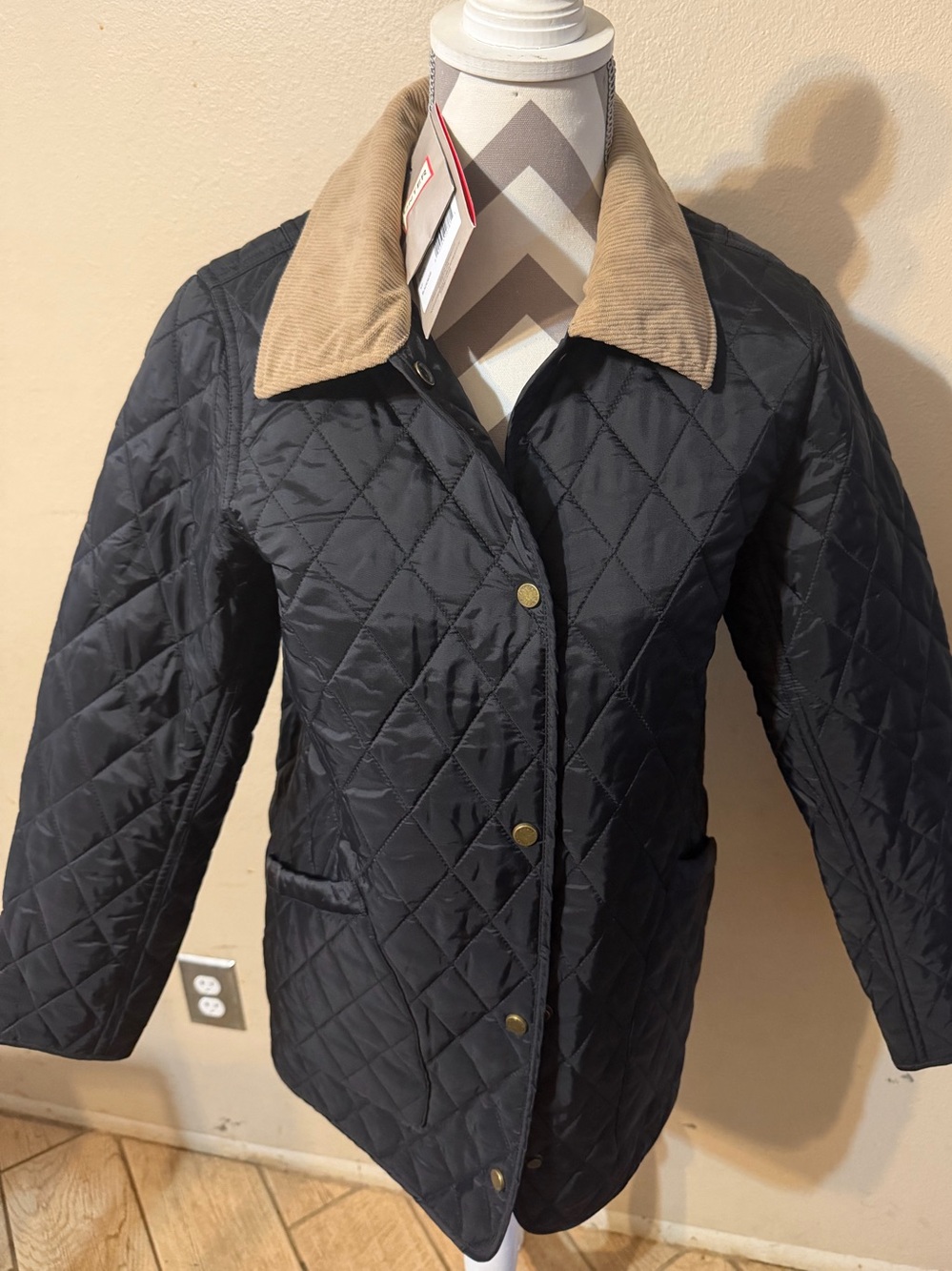 Hunter Black Quilted Utility Jacket with Tan Corduroy Collar s/p NWT
